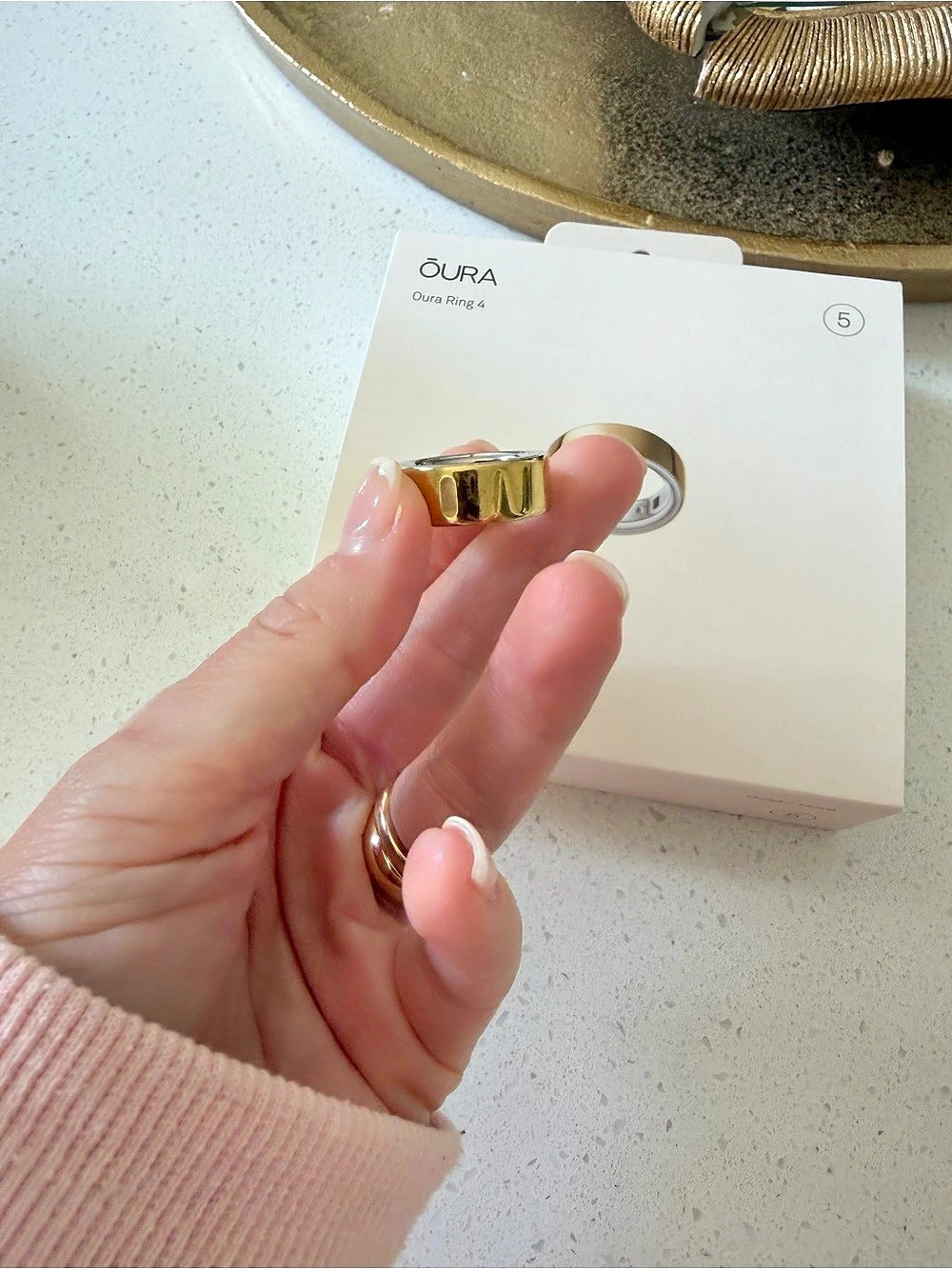 Oura Ring 4 Smart Ring Gold Size 5 - Picture 3 of 6